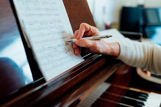 Ouvido versus leitura musical Ouvido versus leitura musical