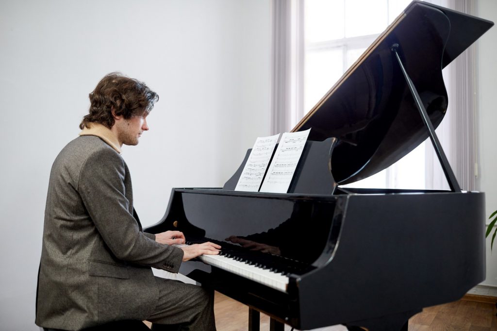 Localização das teclas do piano pelo tato
