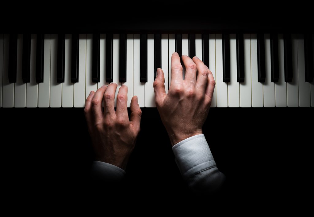 tango brasileiro no piano