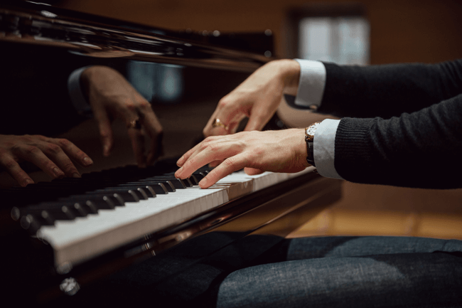 Pianista desenvolvendo memória